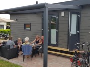 Holterberg 4-6 pers. Chalet Buiten Achterzijde.jpg